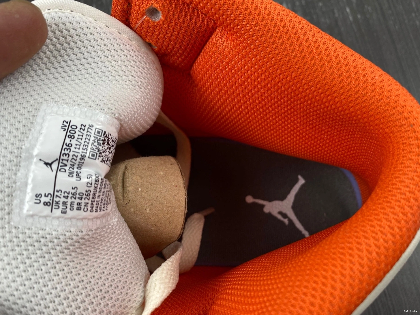 Mid Jordan DV1336-800 Orange (GS) SE 1 - Suede 0209